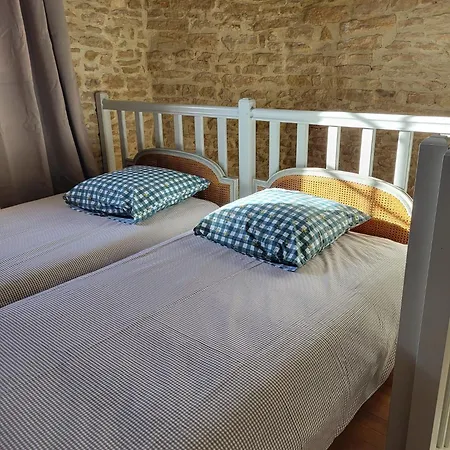Le Clos Du Botaniste Apartment *